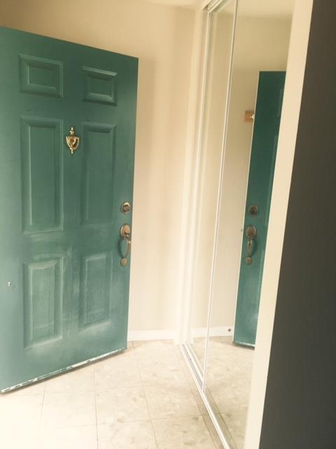 Foto del edificio - 7135 Rainbow Dr