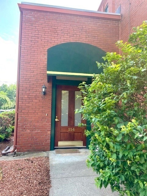 Building Photo - 54 Green St