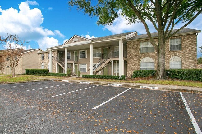 Foto del edificio - 117 Reserve Cir