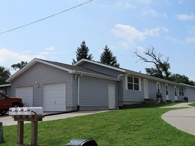 Foto del edificio - 3307 11th Ave