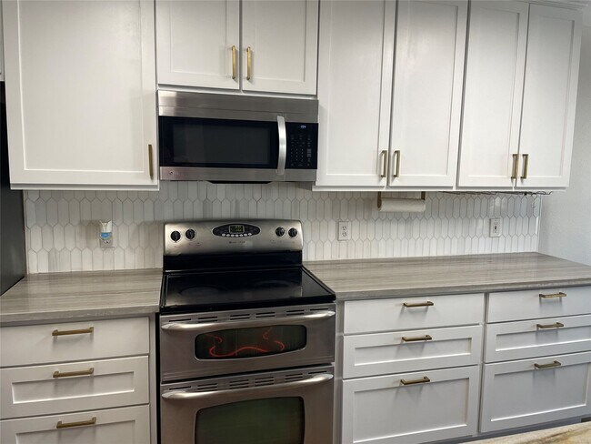 Foto del edificio - 15 Wineberry Pl