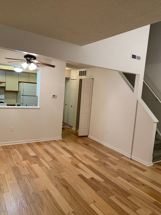 1690 Dixwell Ave Unit B3, Hamden, CT 06514 Condo for Rent in Hamden, CT