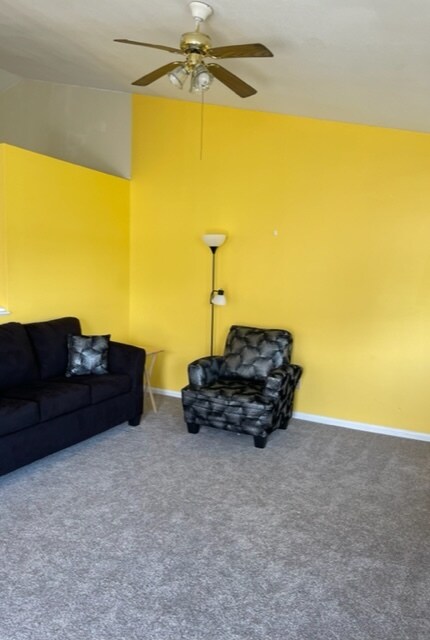 Foto del edificio - 122 Witten Cir