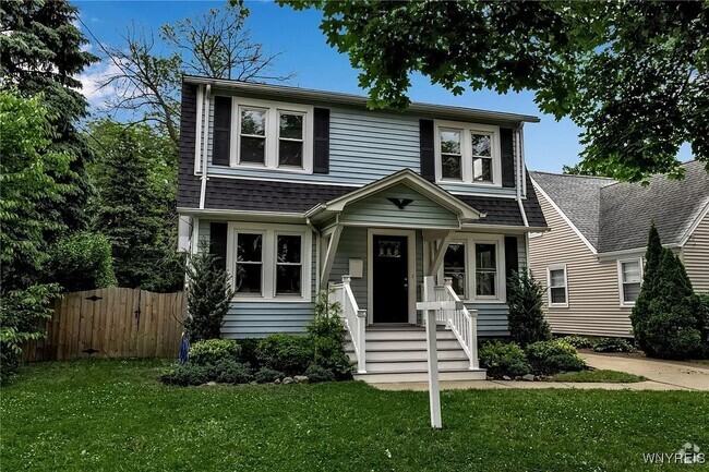 Building Photo - 4625 Meadowbrook Rd