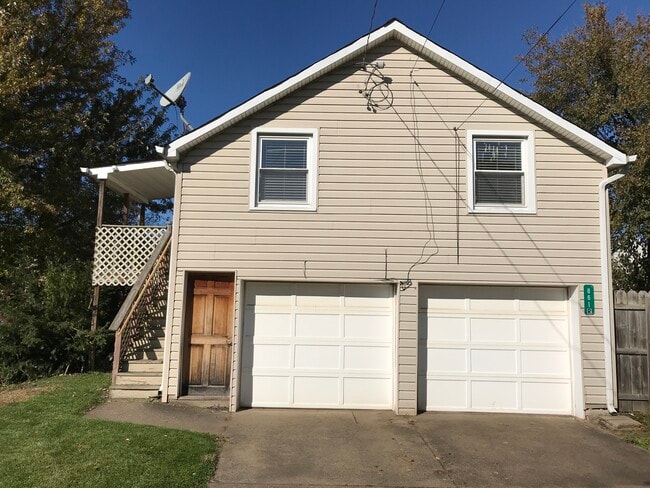 Building Photo - 861 Brackenridge Ave