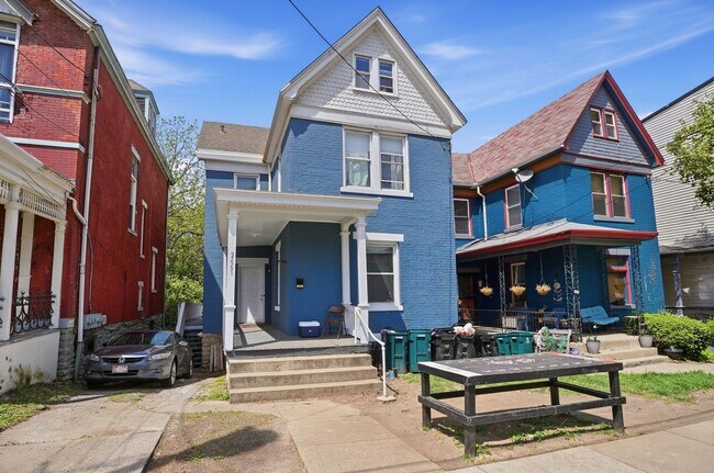 Foto del edificio - 2661 Bellevue Ave