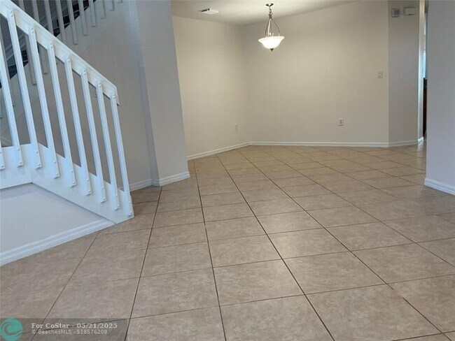 Building Photo - 3035 SW 129th Way