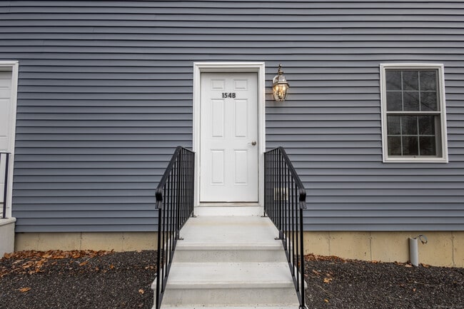 Foto del edificio - 154 Grove Ave