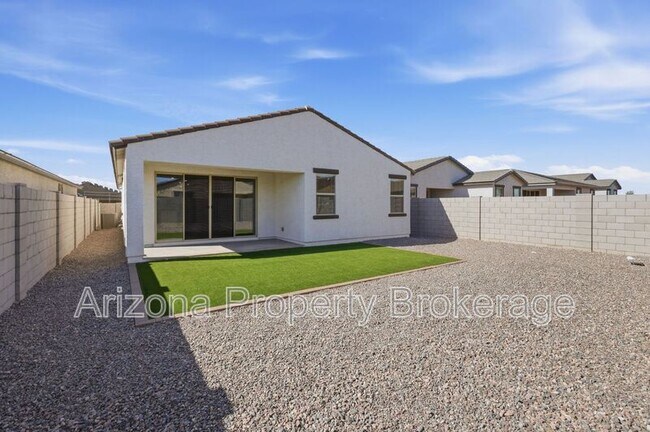 Building Photo - 18252 Avenida De Sol