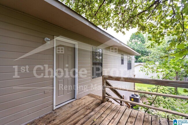 Building Photo - 203 Winterhaven Dr