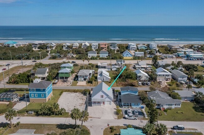 Foto del edificio - 6832 Middleton Ave