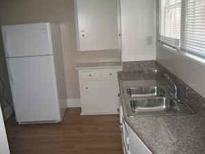 Building Photo - 1156 W 27th St