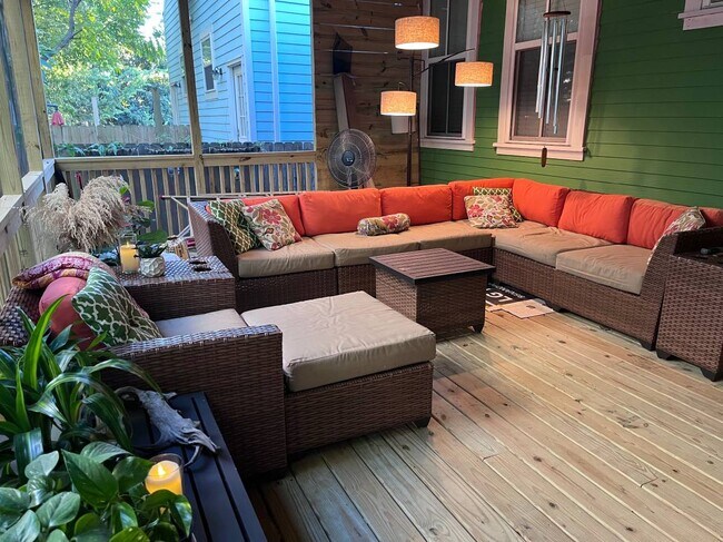 Foto del edificio - 620 S Lopez St