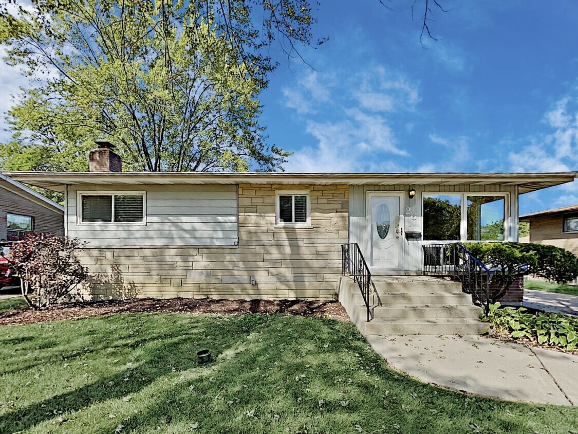 Primary Photo - 26 S Joyce Ln
