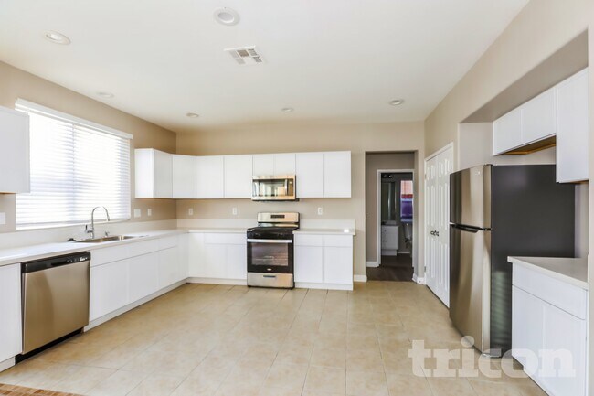 Foto del edificio - 13741 Starshine Dr