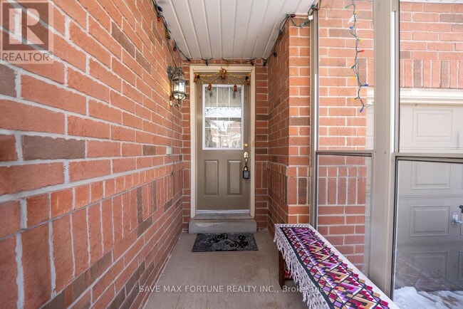 Building Photo - 72 Schooner Dr