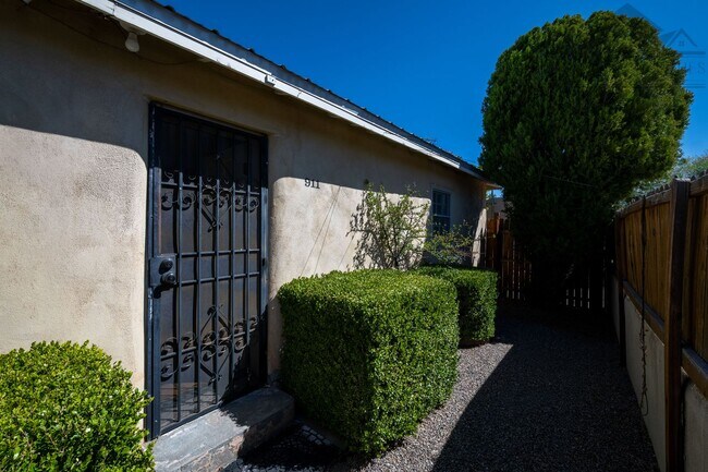 Foto del edificio - Quaint Gem on Don Juan St.