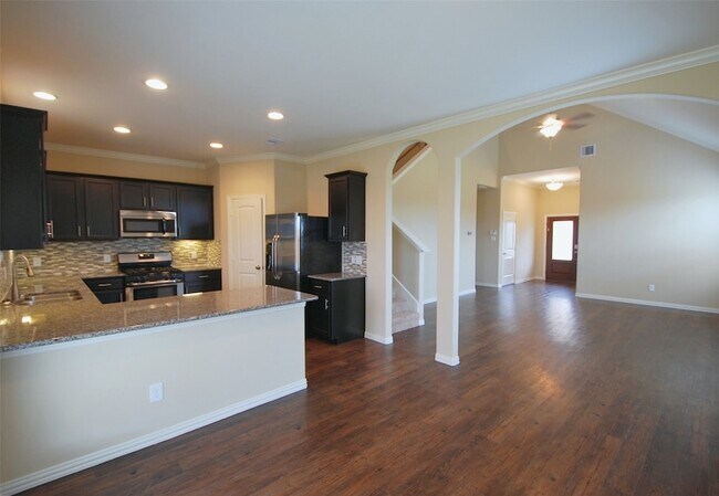 Foto del edificio - 7103 Avalon Bend Cir