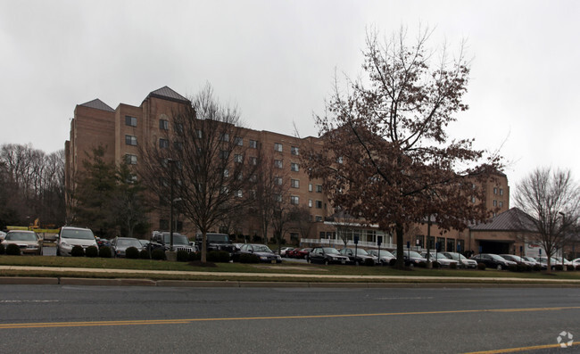 Foto del edificio - Ring House- Senior Apartments