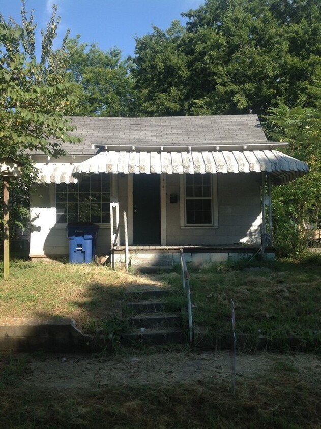 Primary Photo - 1315 N 9TH ST