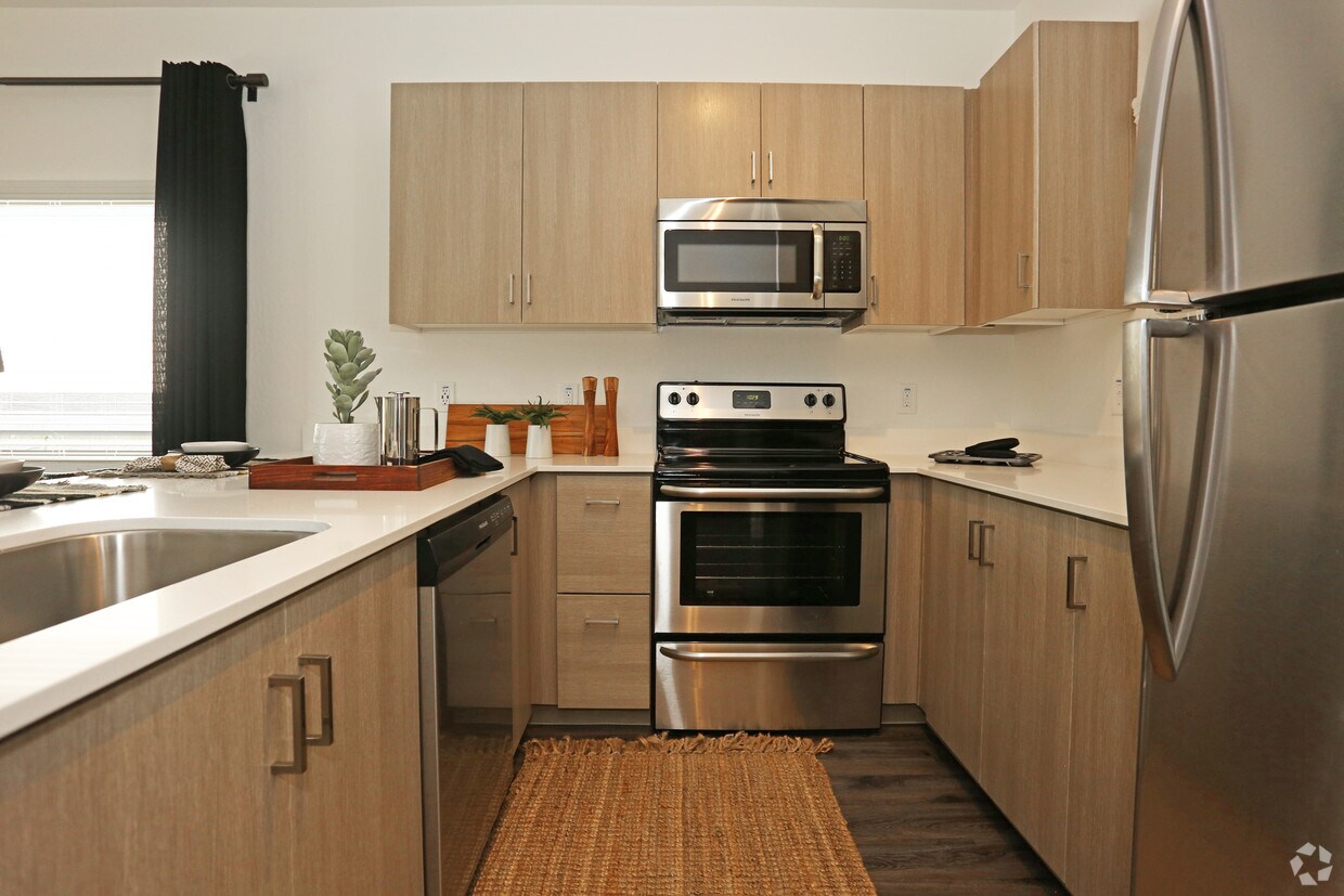 Apartment In North Gateway