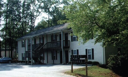 Primary Photo - Valleybrook Apartments