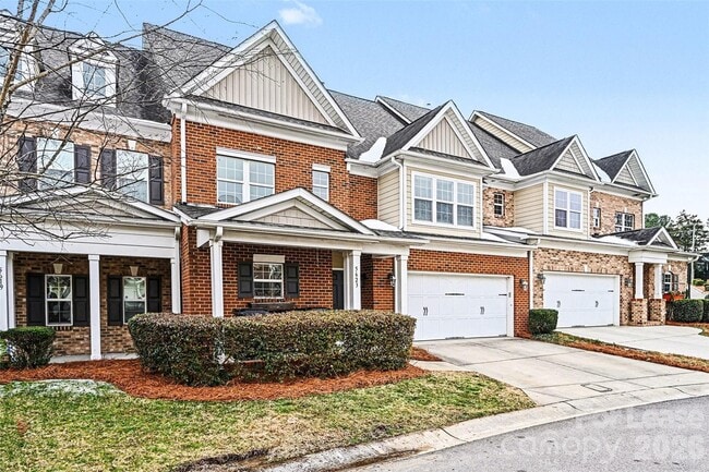 Foto del edificio - 5623 Triveny Rd