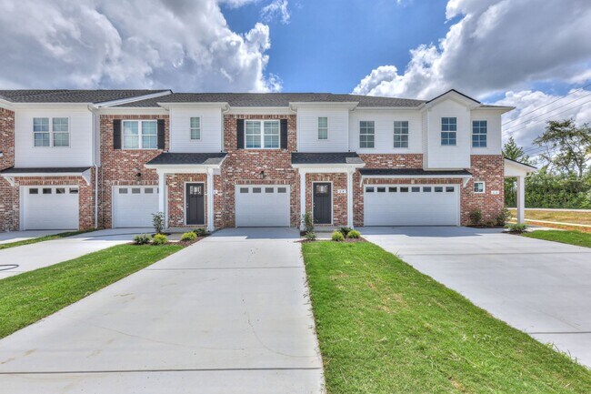 Building Photo - BRAND NEW Luxury 3/2.5 Townhome - MOVE IN SPECIALS!!