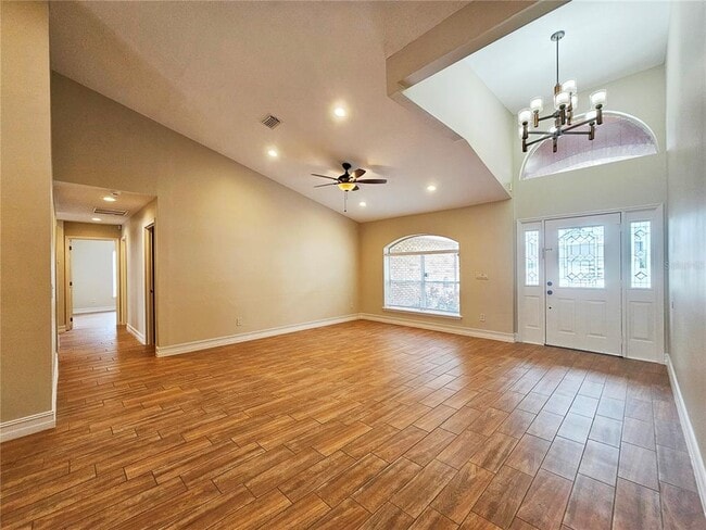 Foto del edificio - 9804 Bay Vista Estates Blvd