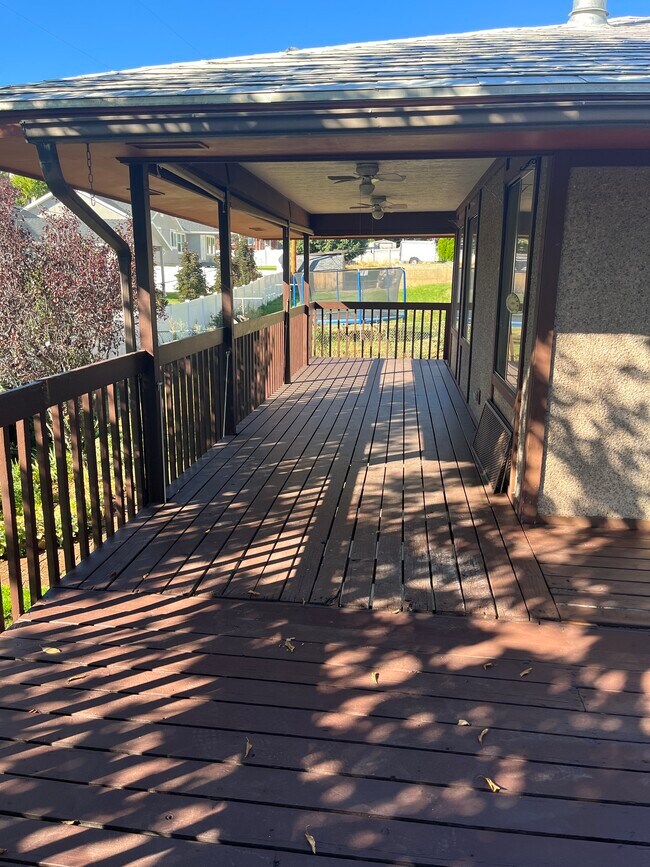 Building Photo - 201 E 2900 N