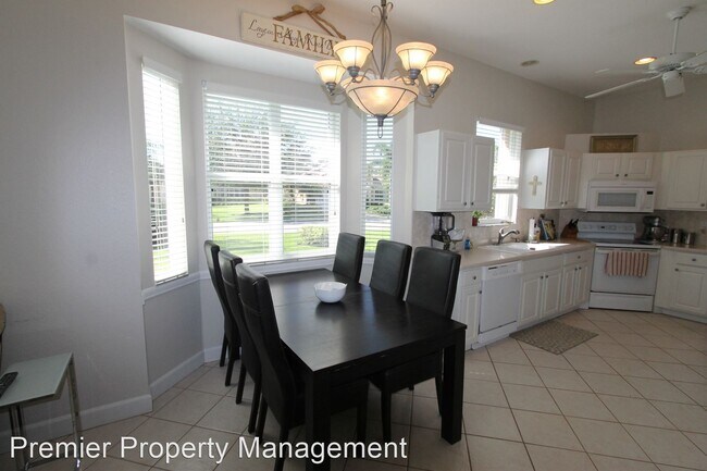 Building Photo - 4 br, 2 bath House - 6066 Highwood Park Court