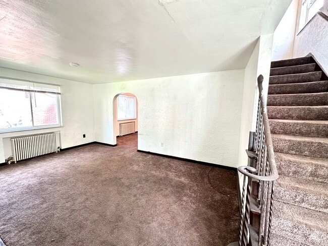 Photo - 2156 Sampson Street House