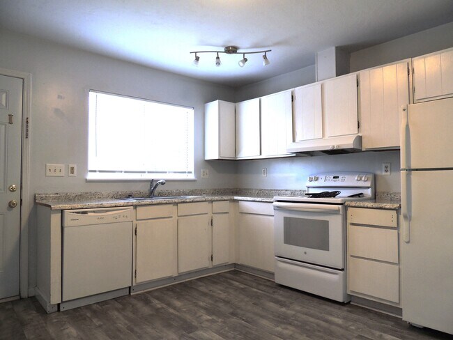 Foto del edificio - 3701 SW 29th Terrace