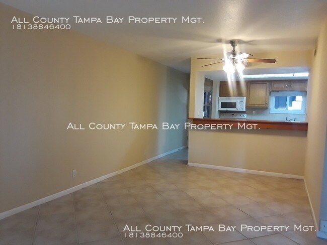 Building Photo - Just hit the market! Will not last!