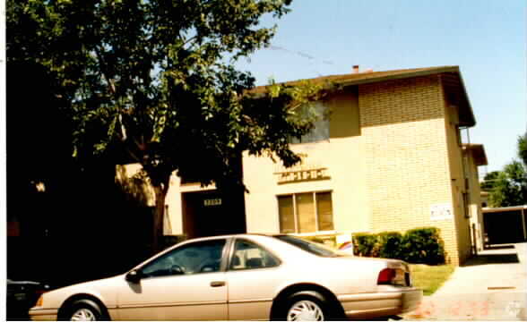 Building Photo - 3209 Cadillac Dr