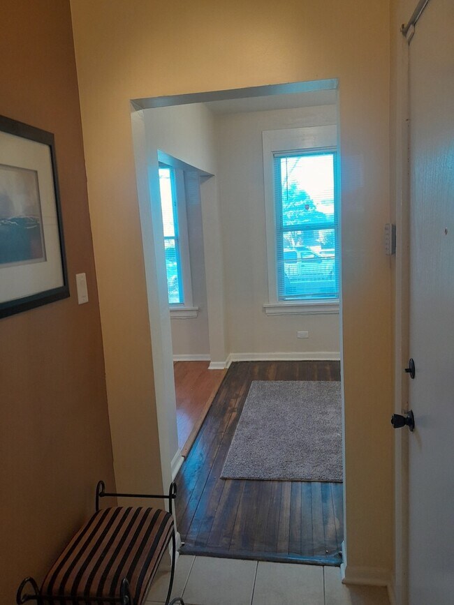 Foto del edificio - 10407 S Corliss Ave