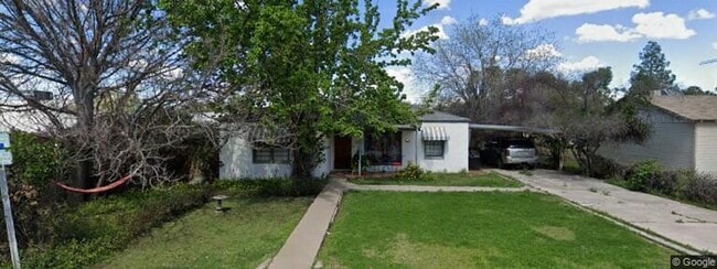 Building Photo - **Spacious 3-Bedroom Home in Tempe**