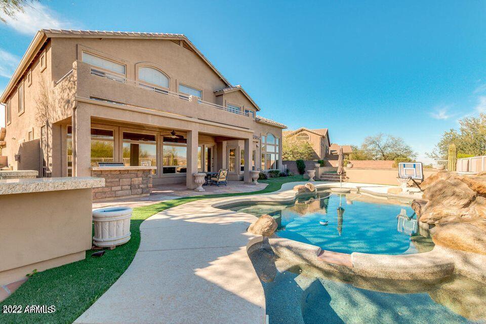 Primary Photo - 3834 N Desert Oasis Cir