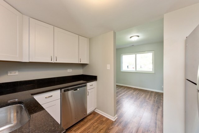 Building Photo - 1515 E Silver Strand Cir