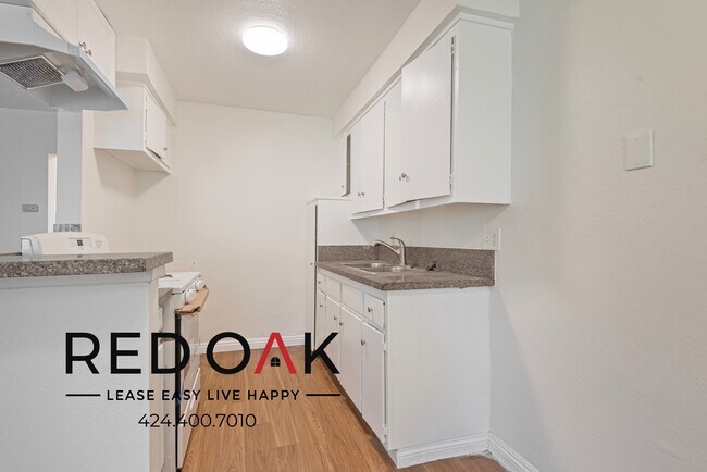 Foto del edificio - 1321 S Greenwood Ave