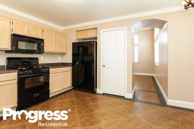 Building Photo - 2026 Madica Ave