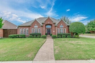 Building Photo - 10009 Forrest Dr