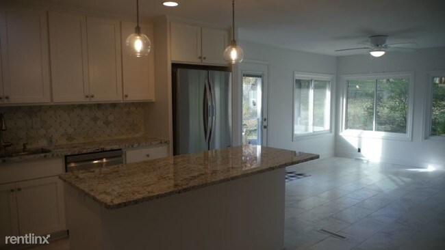 Building Photo - 3 br, 2 bath House - 8608 Zenith Road