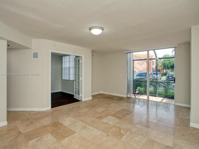 Foto del edificio - 3207 Clint Moore Rd