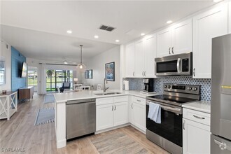 Building Photo - 13046 Amberley Ct