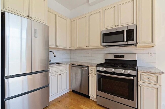 Photo - 1305 Greene Ave (Brooklyn, NY) Townhome