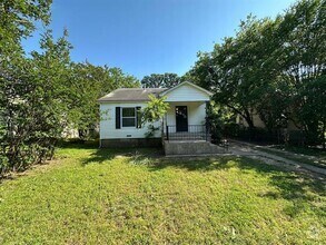 Building Photo - 48 Vaughn Dr