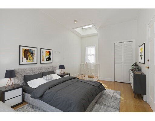 Building Photo - 172 Bunker Hill St