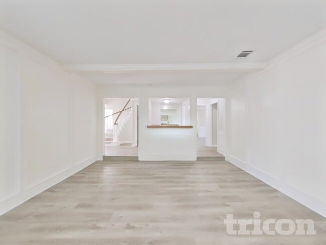 Building Photo - 15806 Crystal Brook Dr