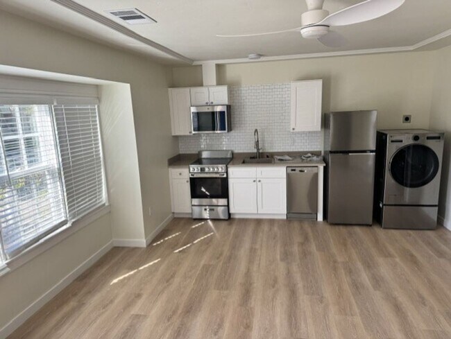 Foto del edificio - Charming 2 Bedroom/1 Bath House Downtown SLO
